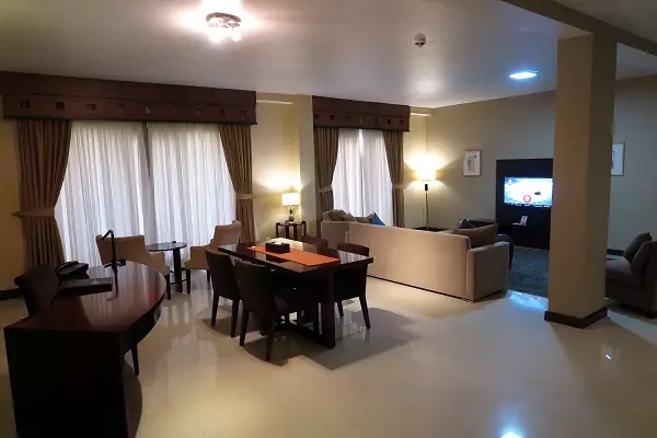 Marina Park Hotel